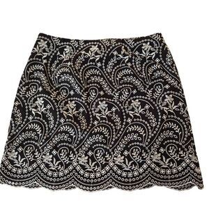 Loft Womens Black White Embroidered Lace Scalloped Hem Skirt Size 6
